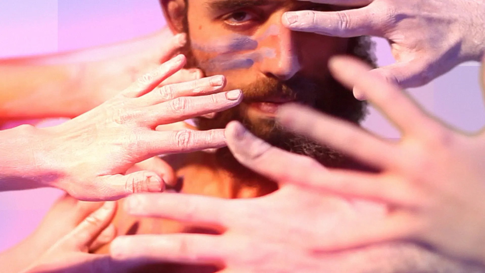 Play with me clip officiel